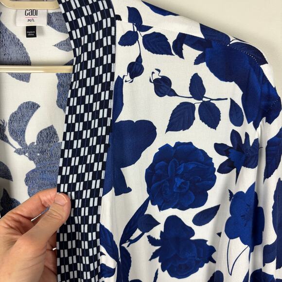 Cabi Women's Botanical Kimono Top Blue White Floral Open Front #5661 M/L - Picture 6 of 11